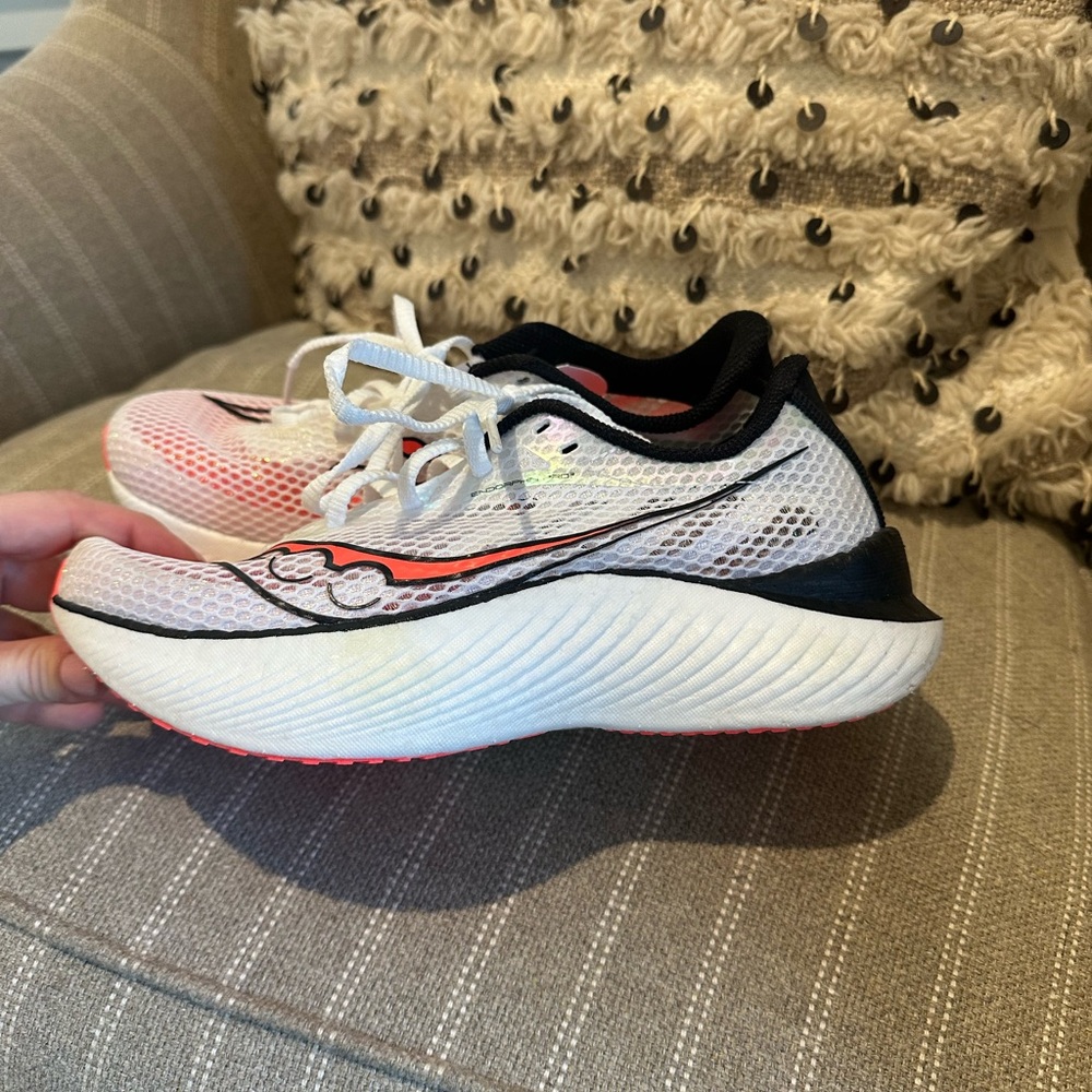 Saucony Women's Running Shoes - White and Pink